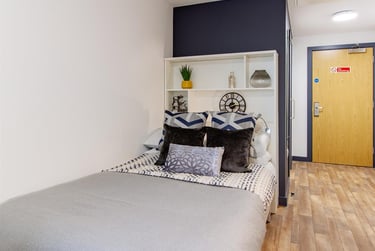 1 bed flat, Raleigh Street, City Centre, Plymouth, PL11ET - Image 15